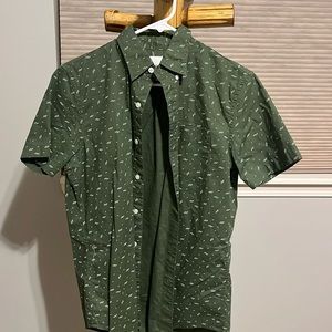 American eagle button up